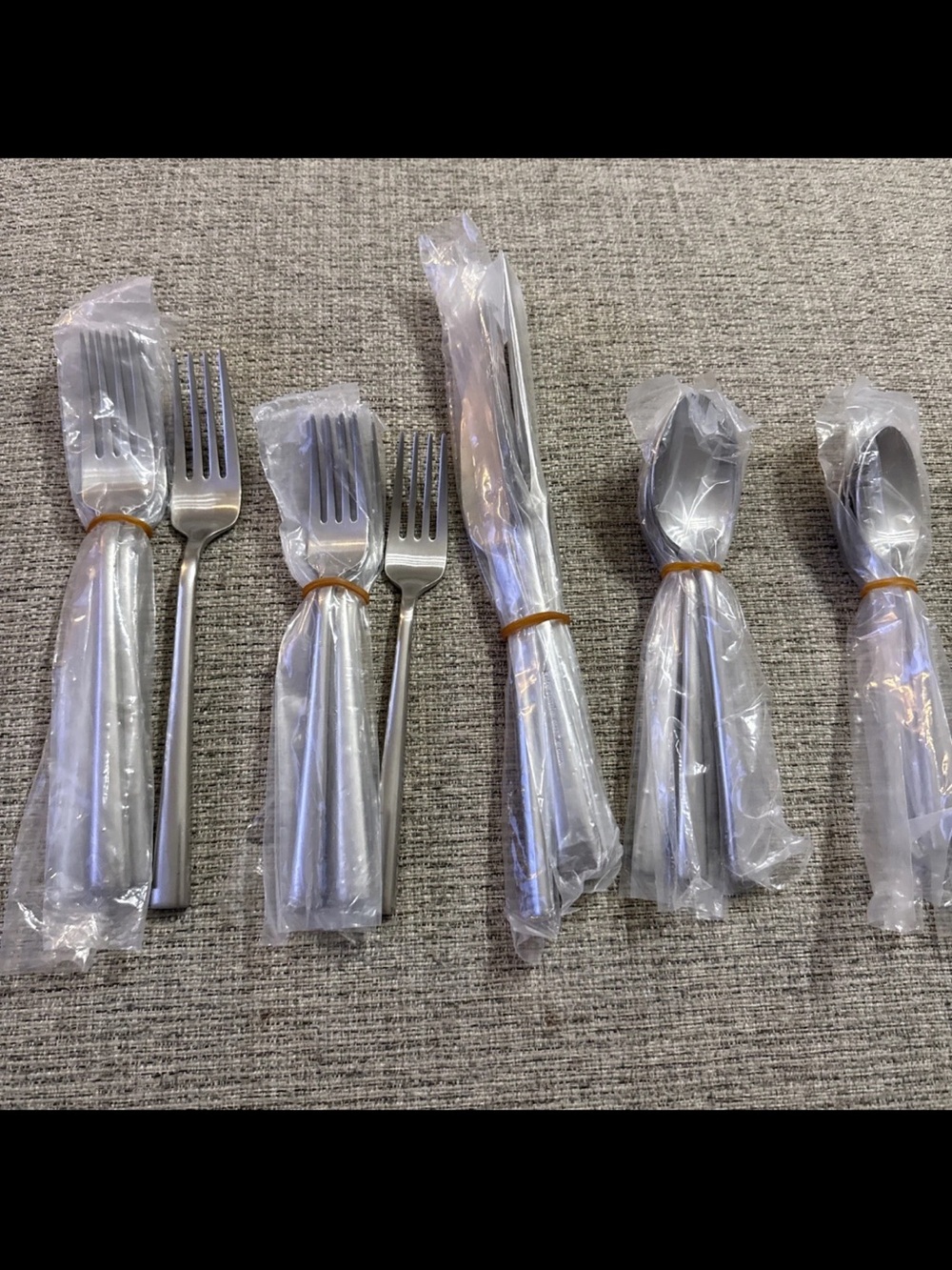 kate spade malmo
Stainless Steel Satin Flatware Set - Silver